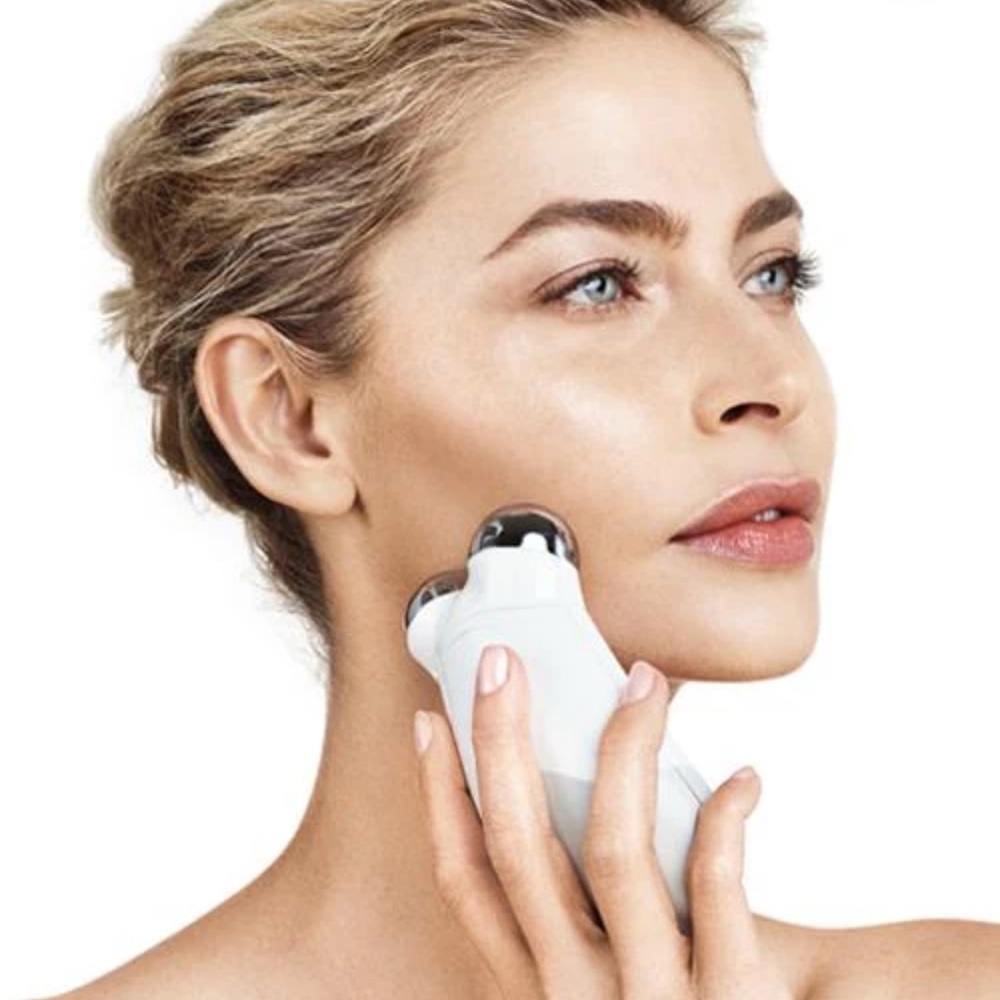 NuFace Trinity Microcurrent Facial Toning Device -New Open Box